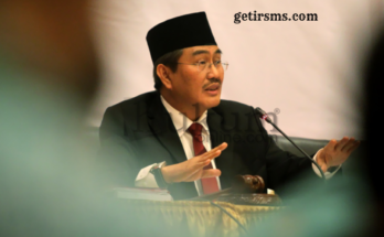 Mantan Ketua MK Sindiri Politik Dinasti di Depan Prabowo