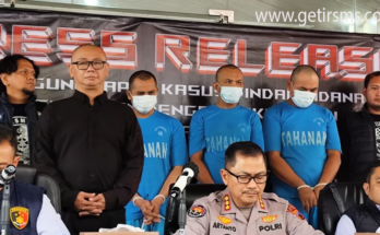 Perampokan Brutal